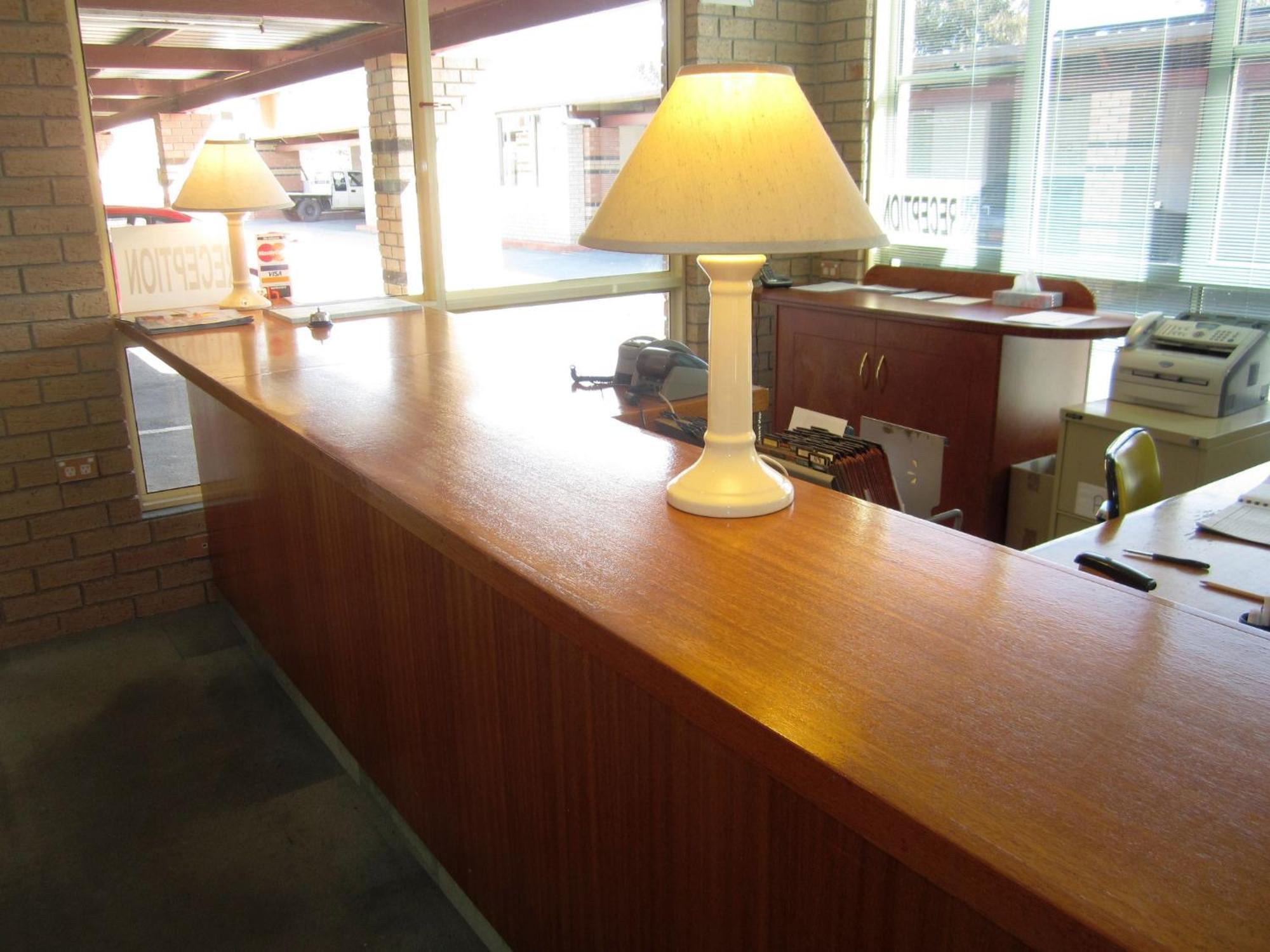 Canberra Lyneham Motor Inn Buitenkant foto