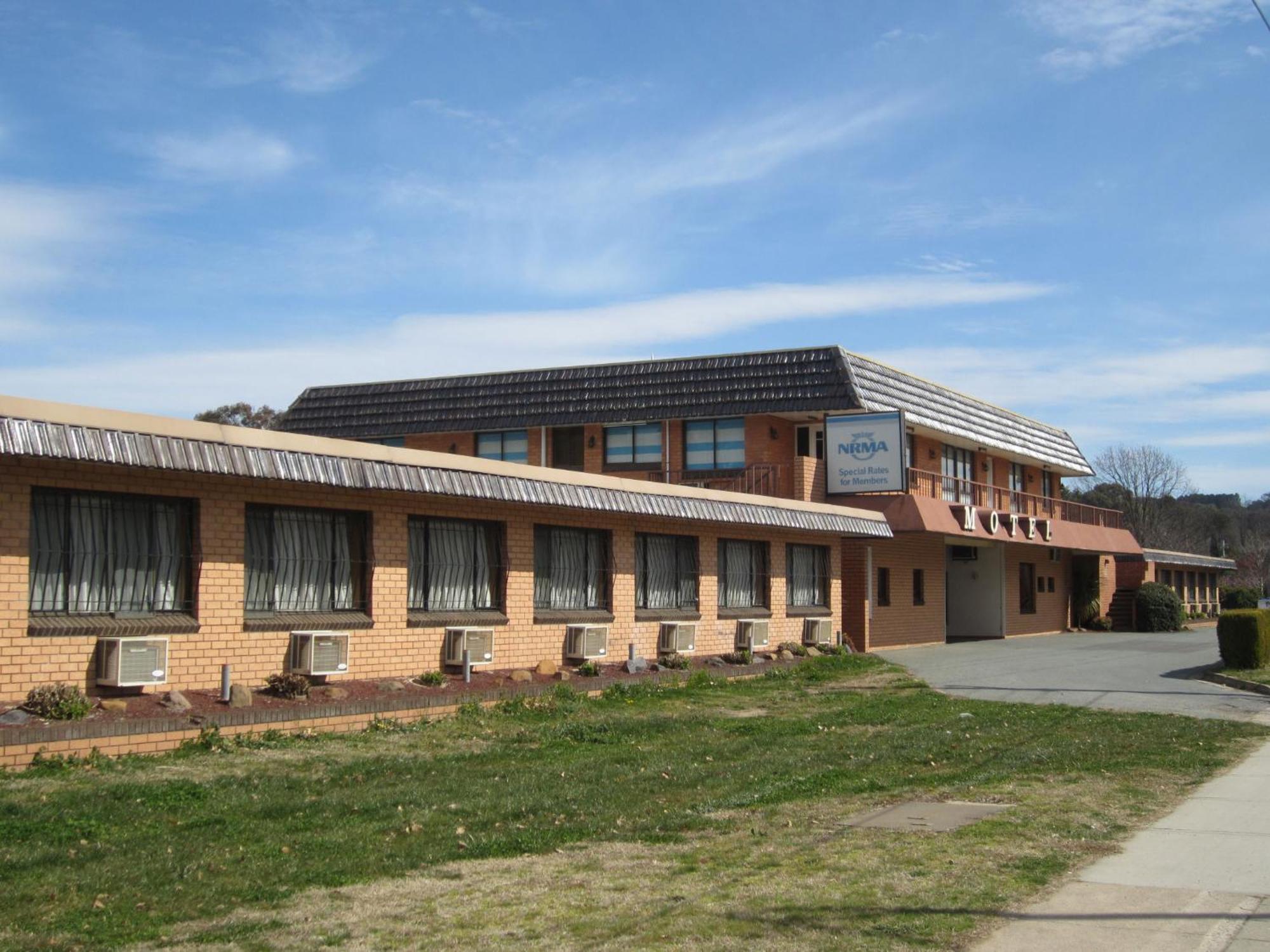Canberra Lyneham Motor Inn Buitenkant foto